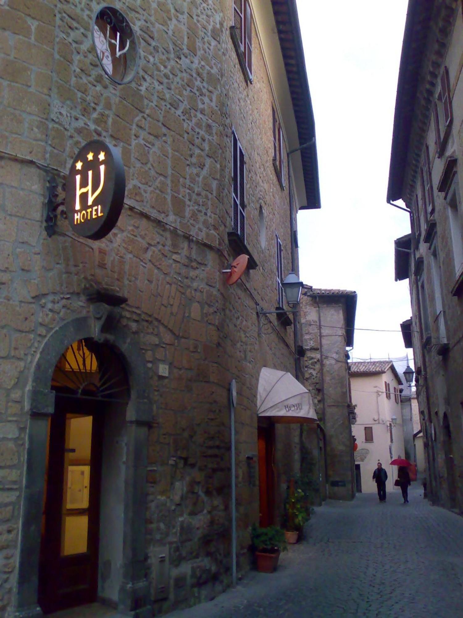 Hotel Valentino Centro Storico Orvieto Exterior photo